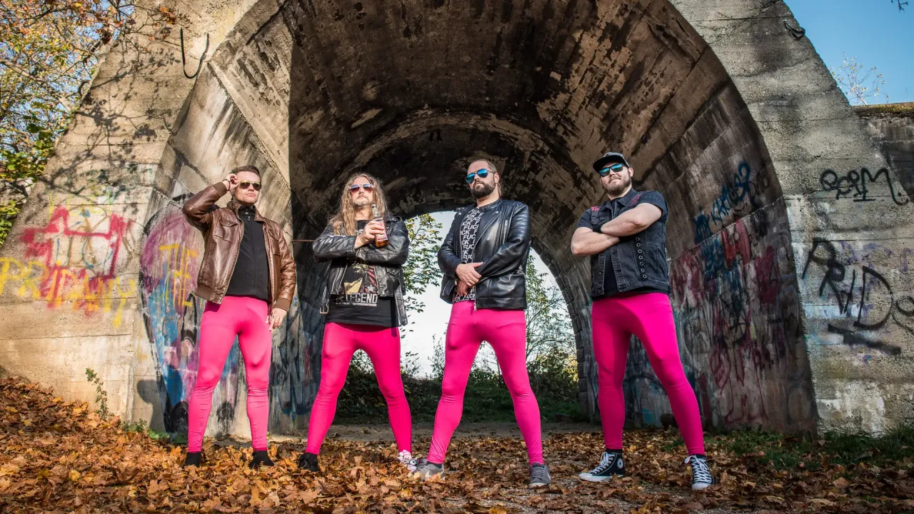 Band thumbnail photo MORČATA NA ÚTĚKU